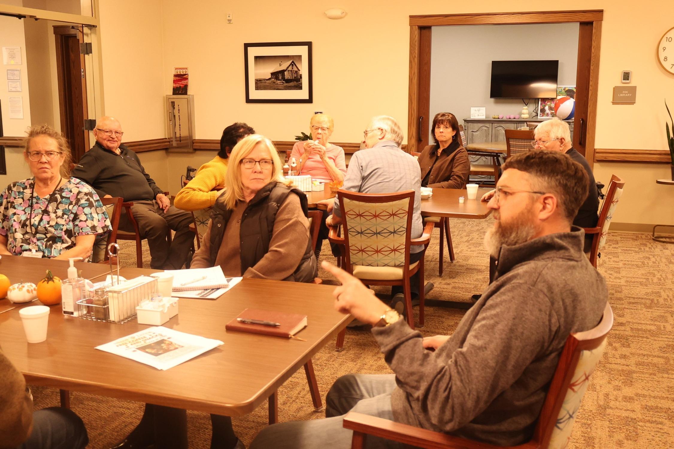 Chris Knoll portrait