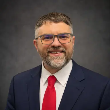 Chris Knoll portrait